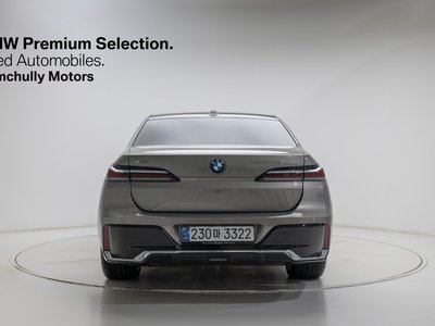 BMW 7 SERIES - 2