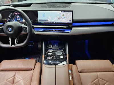 BMW 5 SERIES - 5