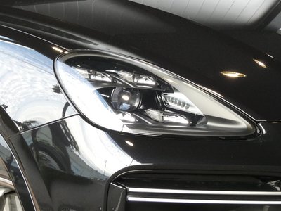 PORSCHE CAYENNE - 5