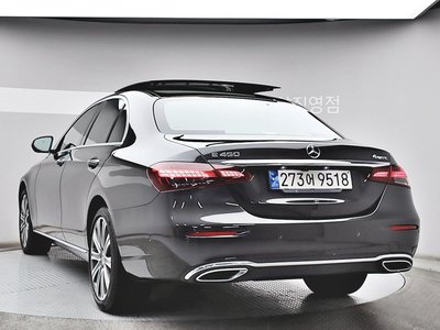 MERCEDES-BENZ E-CLASS - 5