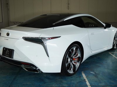 LEXUS LC - 10