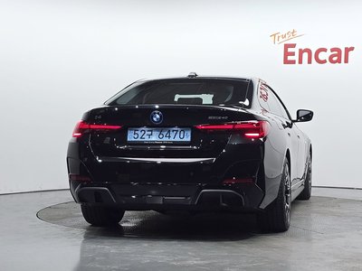 2026 BMW I4 photo 3