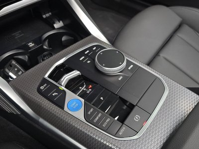 2026 BMW I4 photo 9