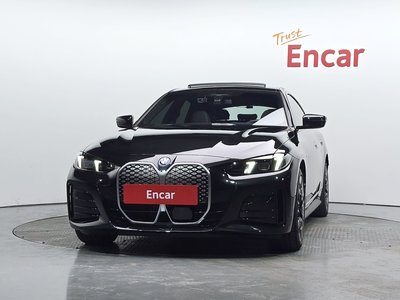 2026 BMW I4 photo 2