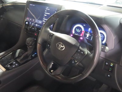TOYOTA ALPHARD - 2