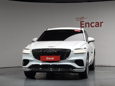 2024 Genesis GV70 photo 2