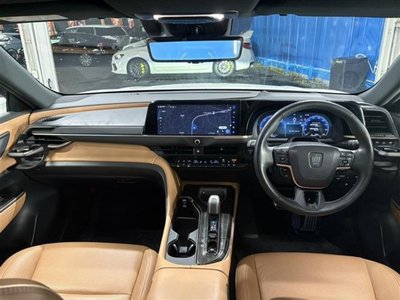 TOYOTA CROWN SPORT - 6