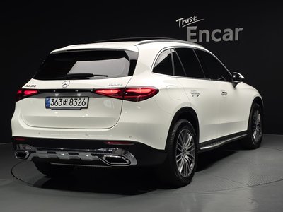 MERCEDES-BENZ GLC - 3