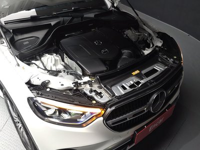 MERCEDES-BENZ GLC - 7