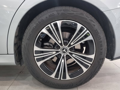 MERCEDES-BENZ E-CLASS - 6