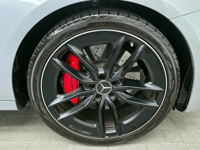 MERCEDES-BENZ E-CLASS - 6