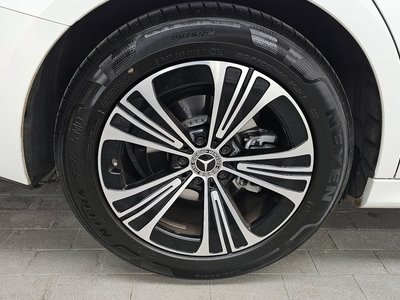 MERCEDES-BENZ E-CLASS - 6