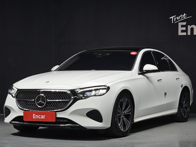 MERCEDES-BENZ E-CLASS - 1