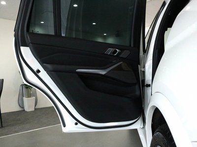 2020 BMW X7 缩略图 58