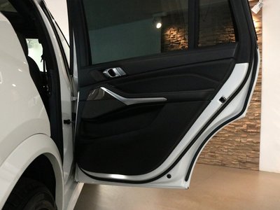 2020 BMW X7 缩略图 59