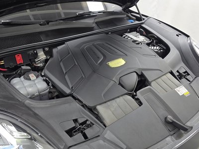 PORSCHE CAYENNE - 7