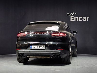 PORSCHE CAYENNE - 4