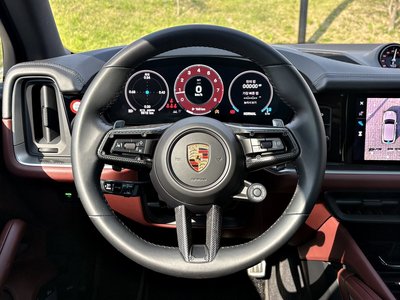 PORSCHE CAYENNE - 10