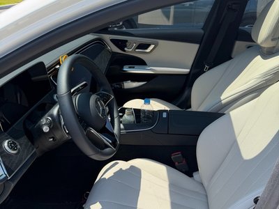 MERCEDES-BENZ E-CLASS - 8