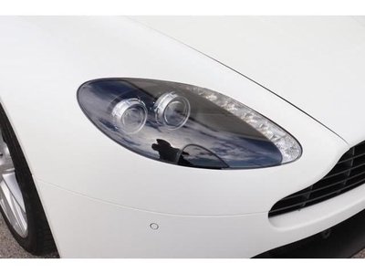 ASTON MARTIN V8 VANTAGE - 5