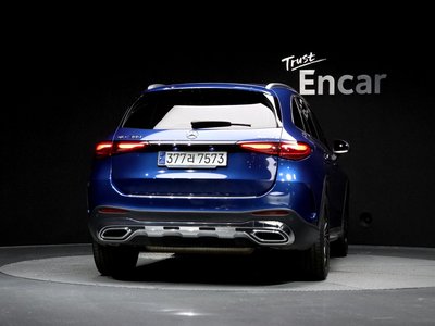 MERCEDES-BENZ GLC - 4