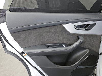 2022 AUDI Q8 — миниатюра 19