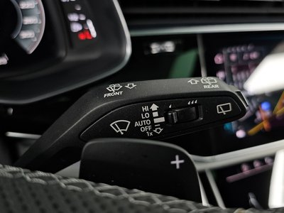 2022 AUDI Q8 — миниатюра 28