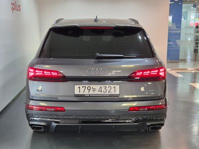2026 AUDI Q7 照片 3