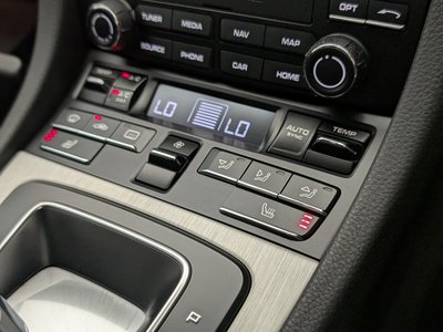 2017 Porsche 911 — миниатюра 27