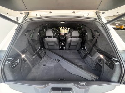 2023 BMW X7 — миниатюра 18