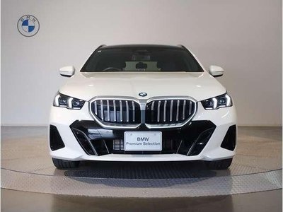 2024 BMW 5 SERIES — фото 4