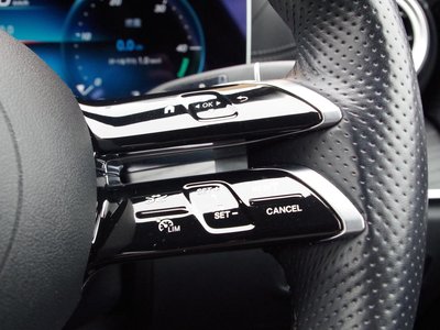 MERCEDES-BENZ E-CLASS - 10