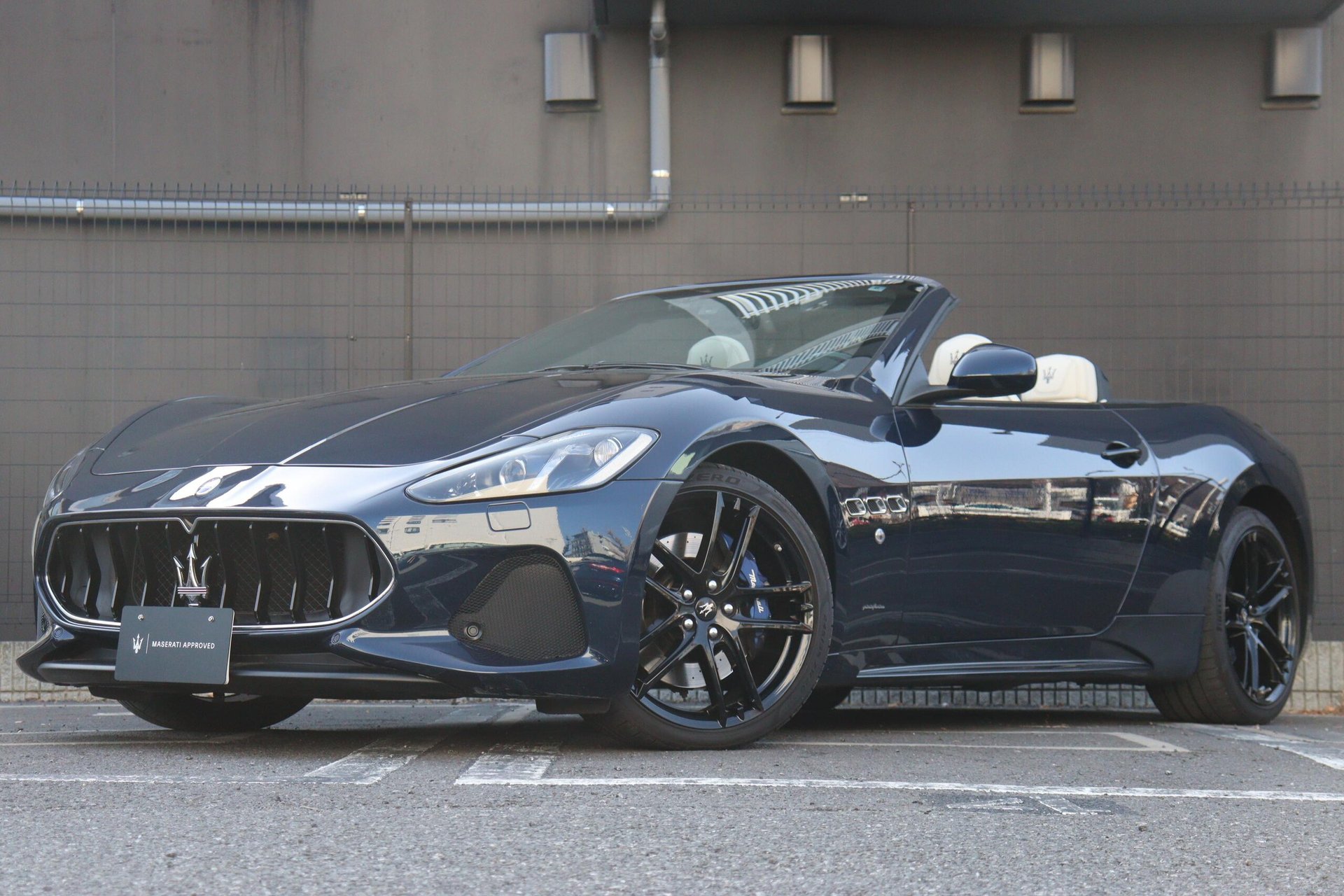 MASERATI GRANCABRIO - View 1