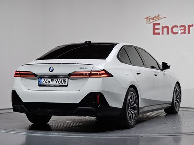 صورة 3 لـ 2025 BMW 5 SERIES