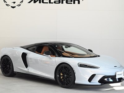 MCLAREN GT - 8