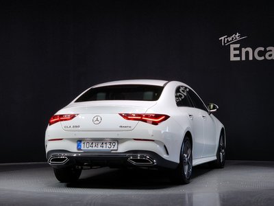 MERCEDES-BENZ CLA - 3