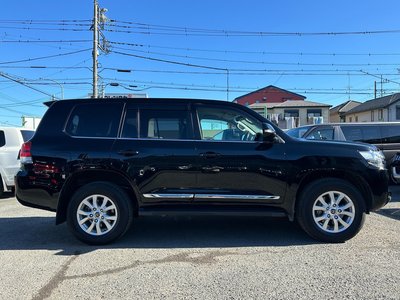 TOYOTA LAND CRUISER 200 - 4