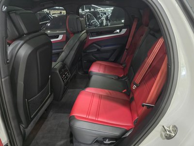 PORSCHE CAYENNE - 10