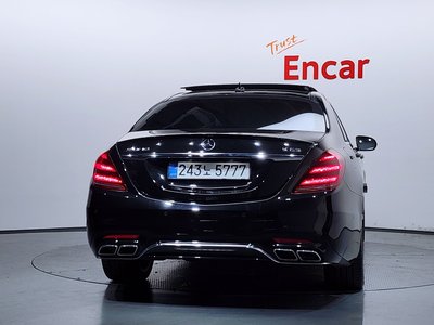2018 Mercedes-BENZ S-CLASS photo 3