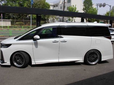 TOYOTA VELLFIRE - 2