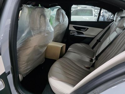 MERCEDES-BENZ E-CLASS - 5