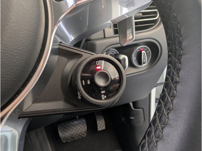 2021 Porsche MACAN thumbnail 18