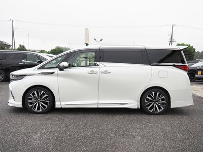 2026 TOYOTA ALPHARD photo 8
