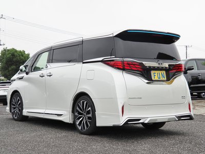 2026 TOYOTA ALPHARD photo 6