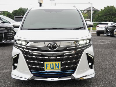 2026 TOYOTA ALPHARD photo 2