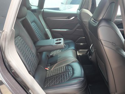 2023 Maserati LEVANTE — миниатюра 25