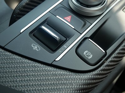 2023 Maserati LEVANTE — миниатюра 12