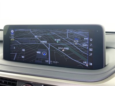 صورة 8 لـ 2022 Lexus RX