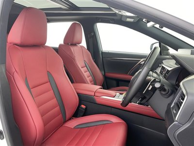 صورة 2 لـ 2022 Lexus RX