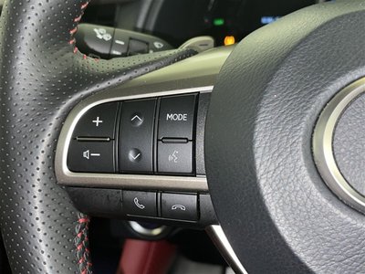 2022 Lexus RX thumbnail 11